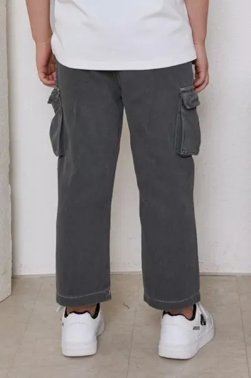 صورة بنطلون رمادي كارجو